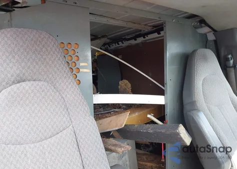 2007 Chevrolet Express Work Van из США, поврежденный, VIN 1GCGG25U571183014